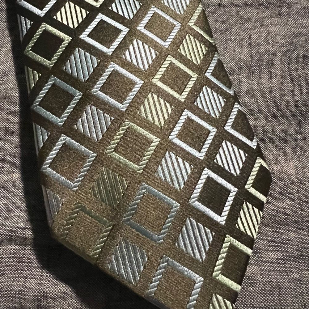 Geometric Patterned Tie in Forest Green, Blue and Green